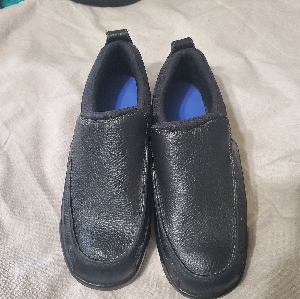 Like New Men's Classic Moc Dress Shoe- Biomechanical - Black -10.5 Wide